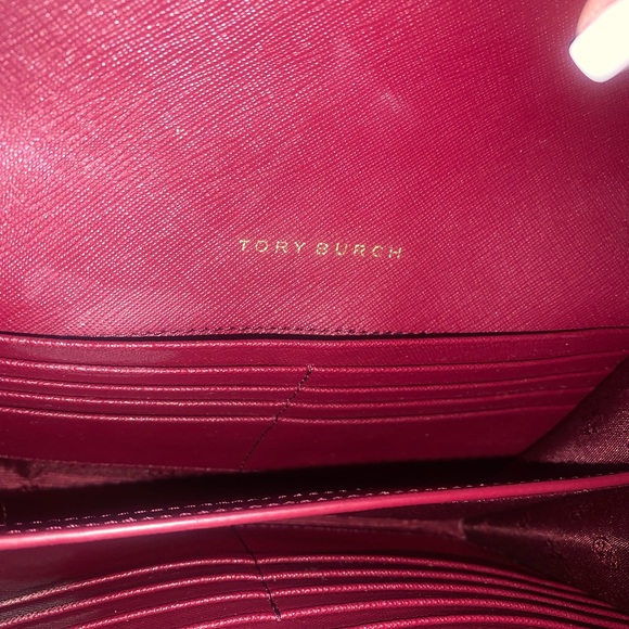 Tory Burch Robinson Chain wallet - Picture 4 of 6